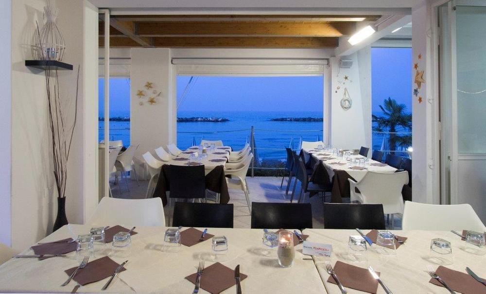 Residence I Delfini Cupra Marittima Ngoại thất bức ảnh