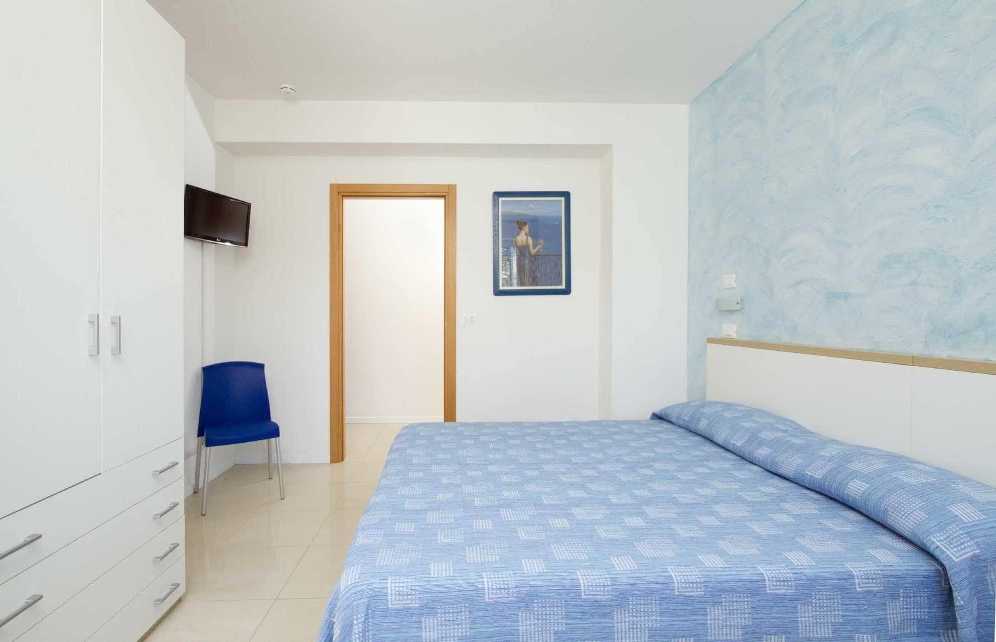 Residence I Delfini Cupra Marittima Ngoại thất bức ảnh