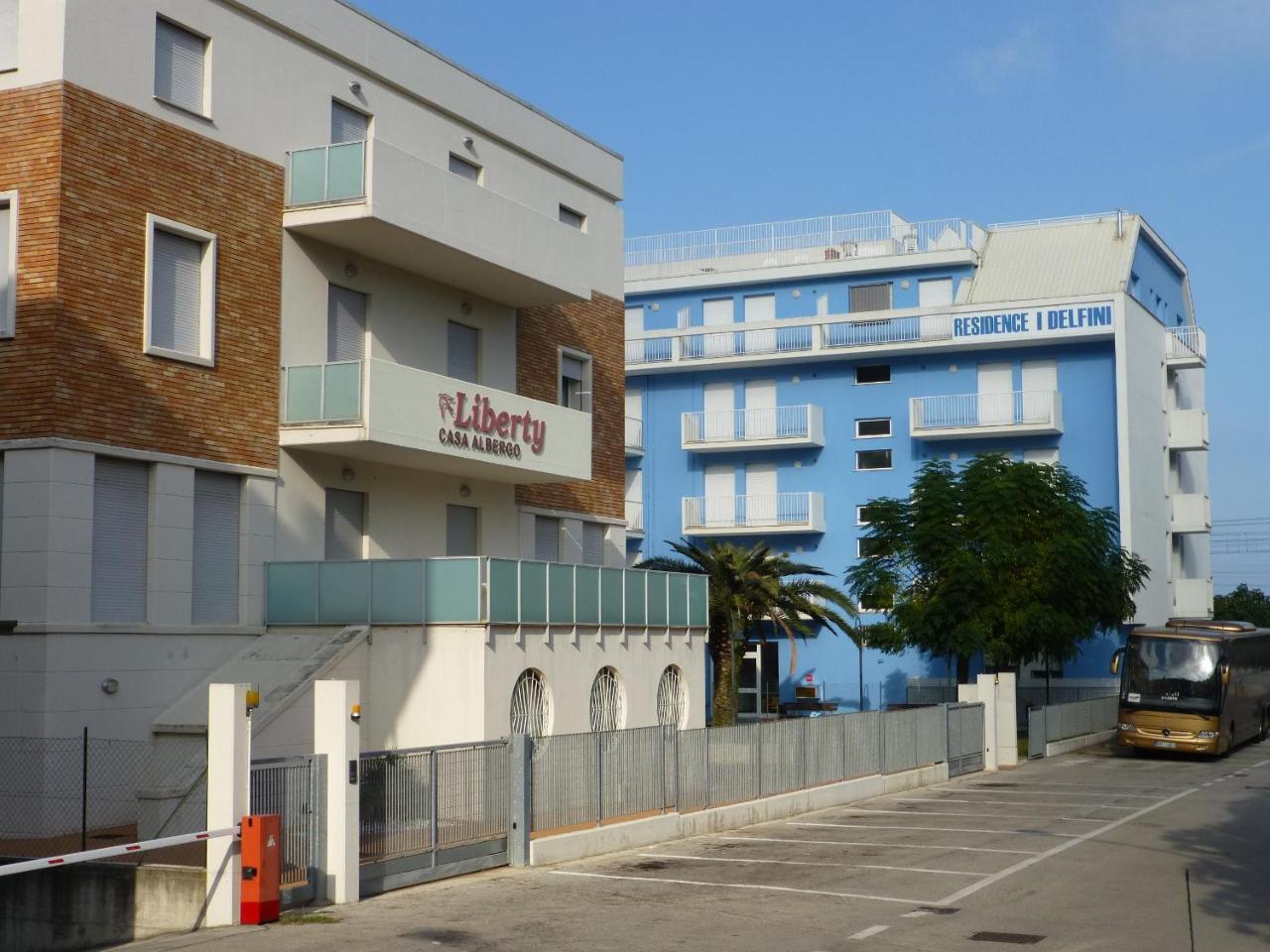 Residence I Delfini Cupra Marittima Ngoại thất bức ảnh